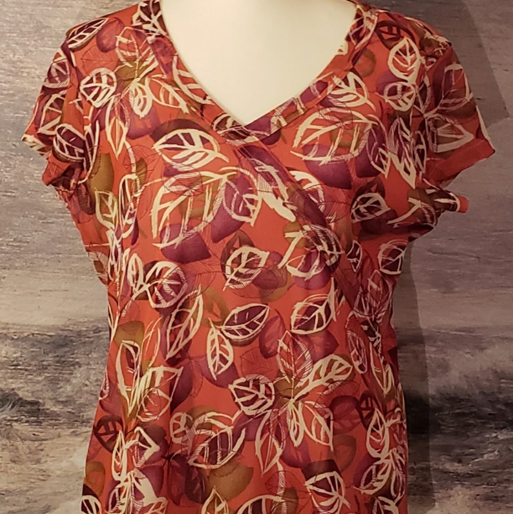 Women's Christopher Banks orange/mauve floral short sleeve top